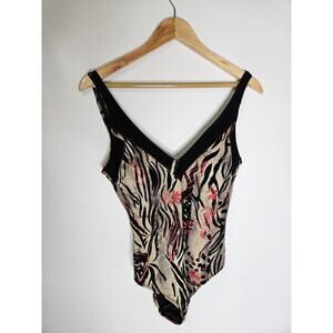 Profile by Gottex 'Sahara' V-Neck One Piece Swimsuit Sz 6 Sand